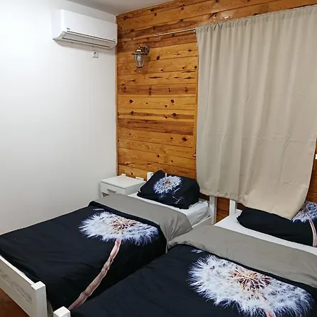 Neom, Sarajevo فيلة فوغوشتشا