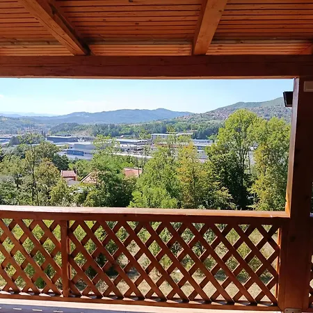 Neom, Sarajevo