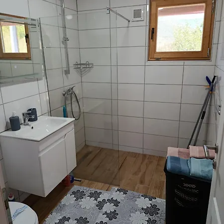 فيلة Neom, Sarajevo